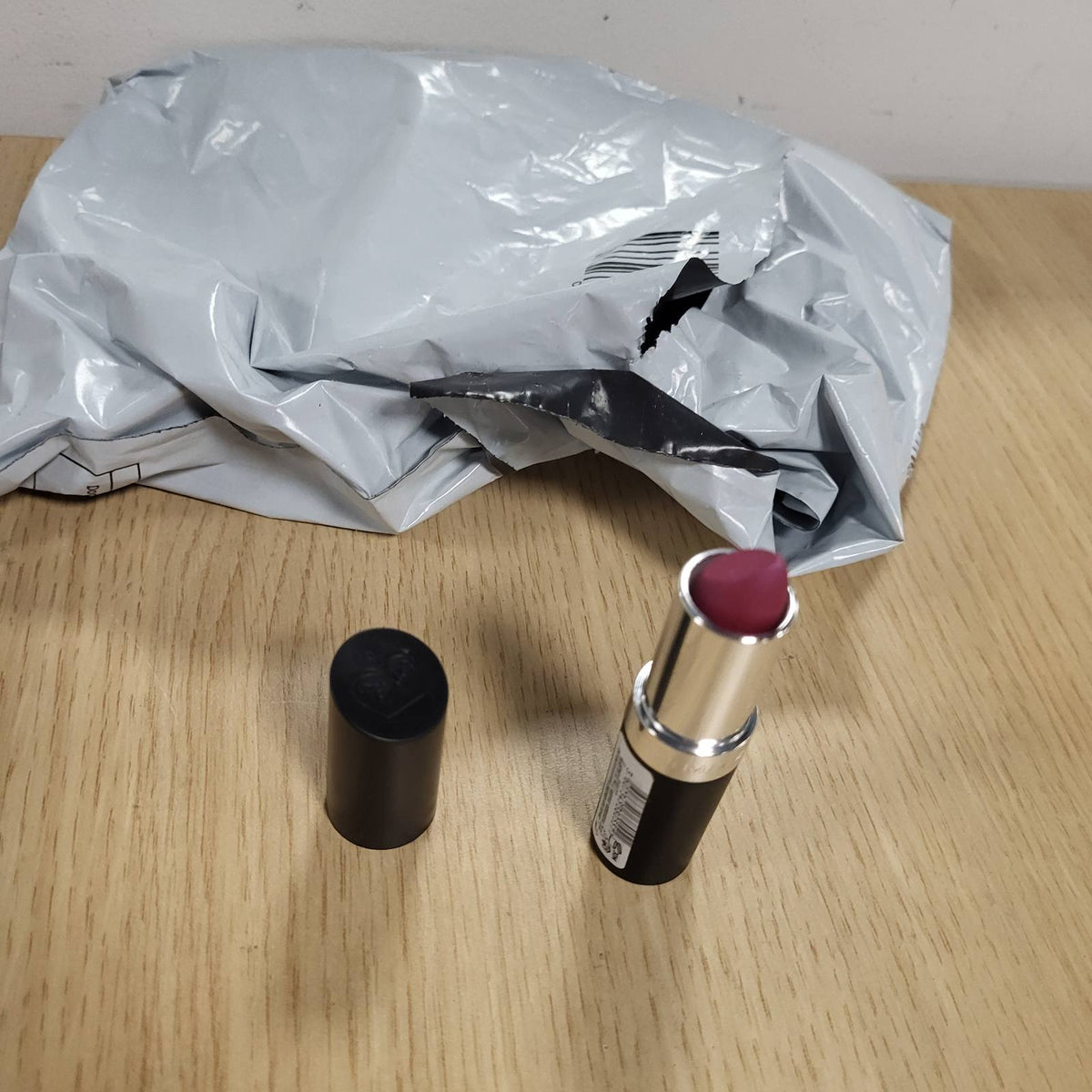 303969 - RIMMEL ROSETTO LASTING FINISH BULLETS, 4g, 084 SHKËLQIM AMETISTI