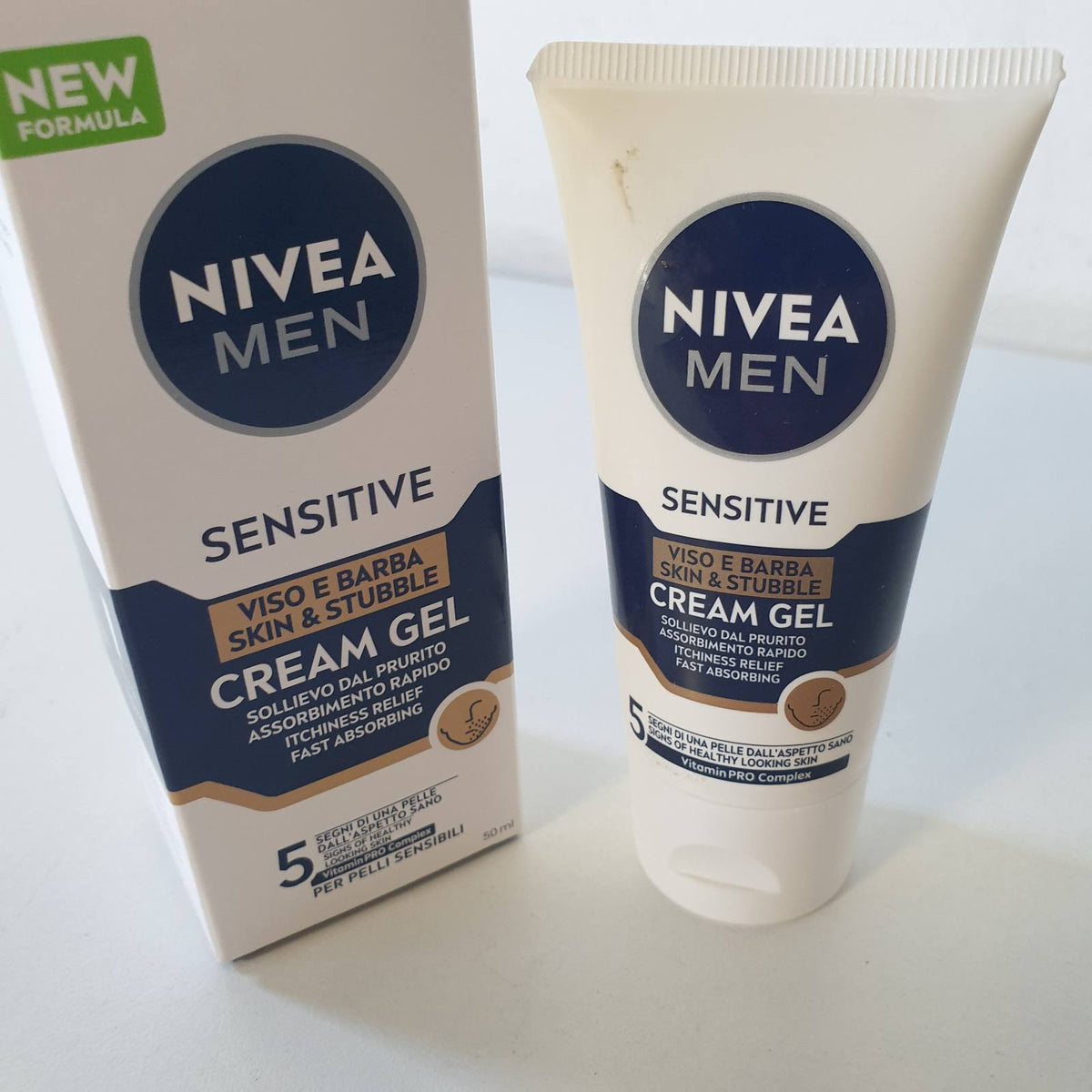 312358 - NIVEA MEN KREM XHEL PËR FYTYRËN DHE MJEKRËN E NDJESHMË 50 ML, KREM HYDRATUES 2 NË 1 PËR FYTYRË DHE RROJE