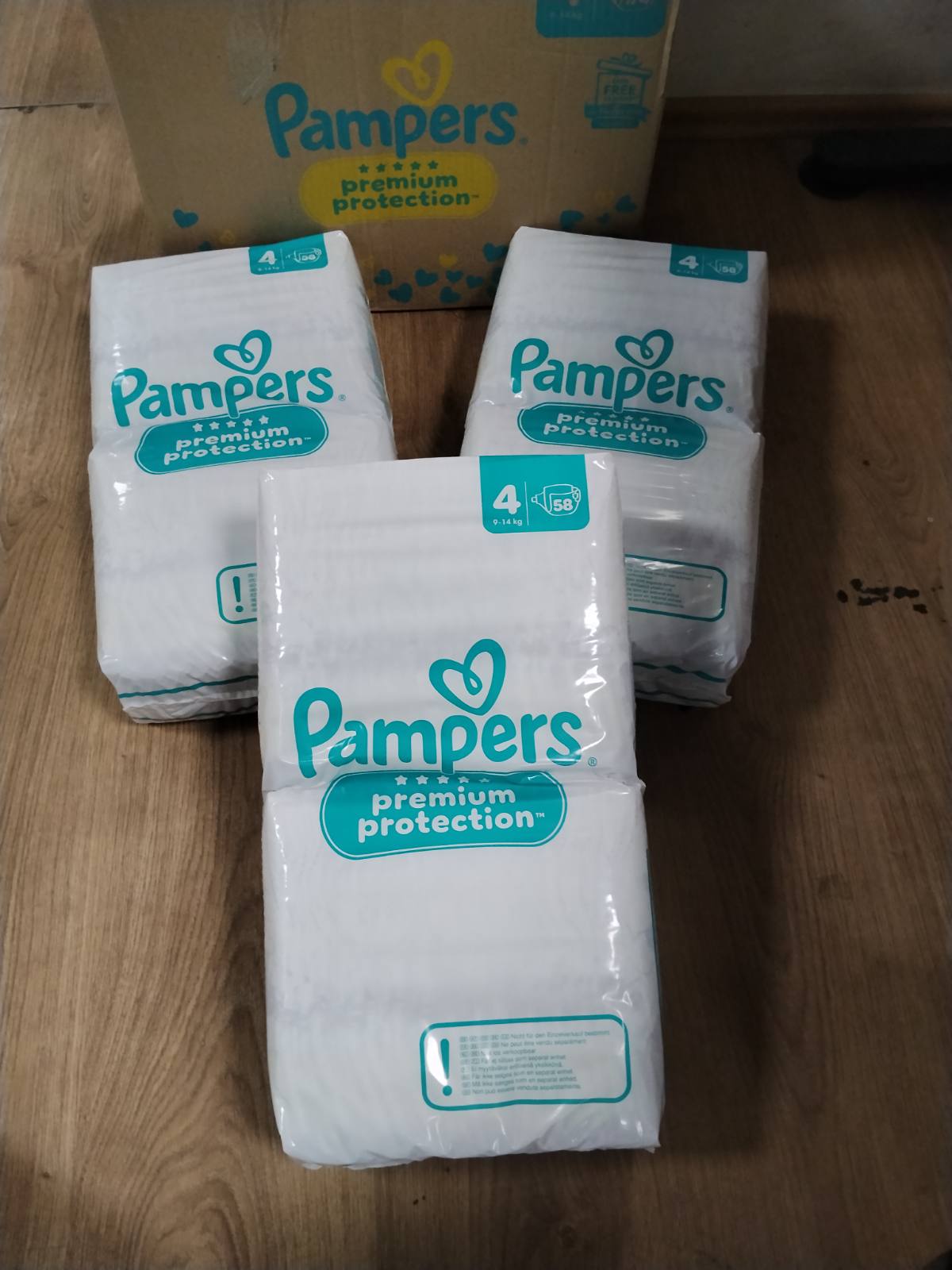 292568 - PAMPERS Premium Protection Madhësia 4, 174 pelena, 9 kg-14 kg