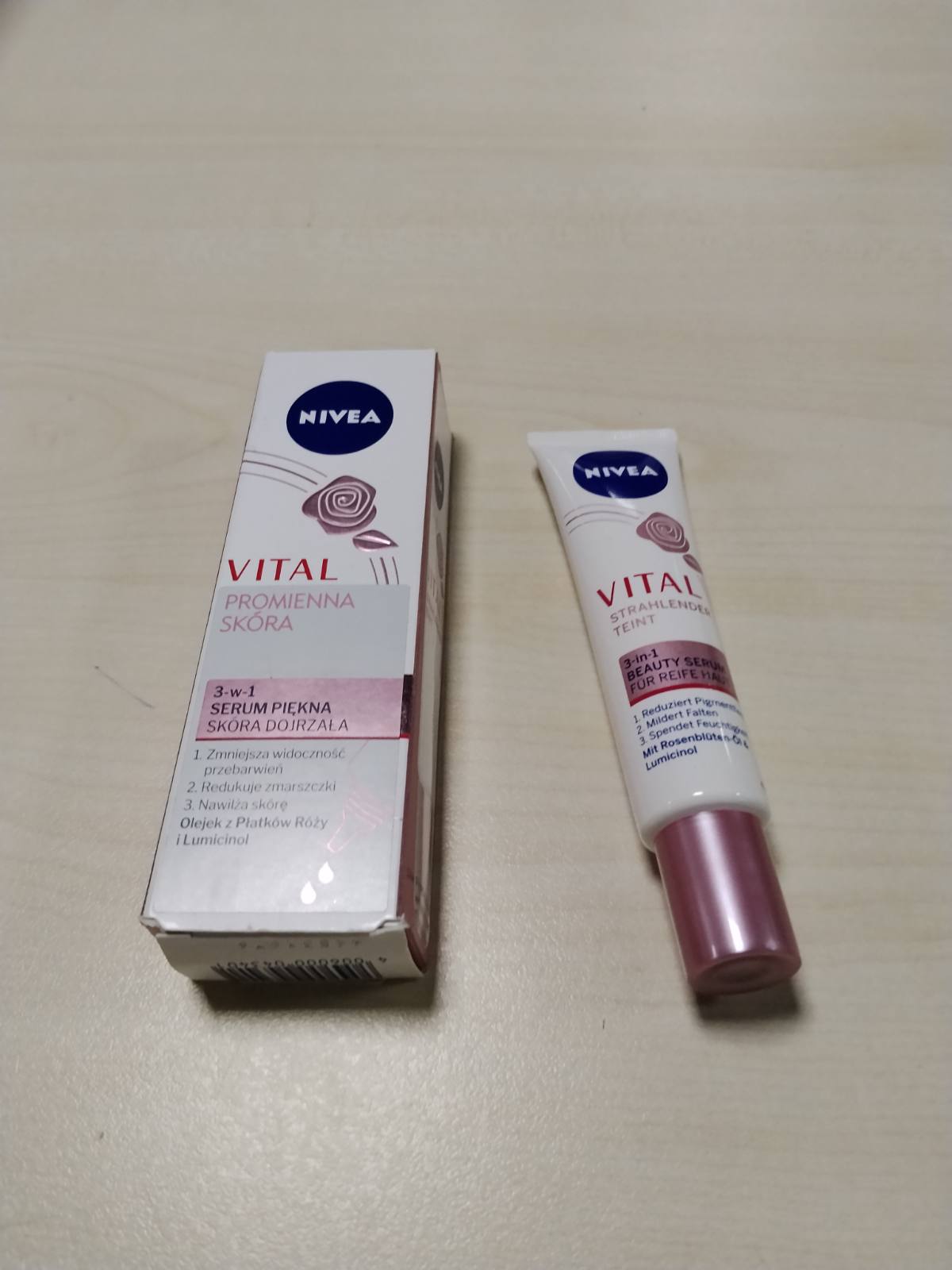 301102 - NIVEA Serum bukurie 3-në-1 për lëkurë të pjekur, 40 ml, serum hidratues intensiv për zvogëlimin e pigmentimit dhe njollave të moshës