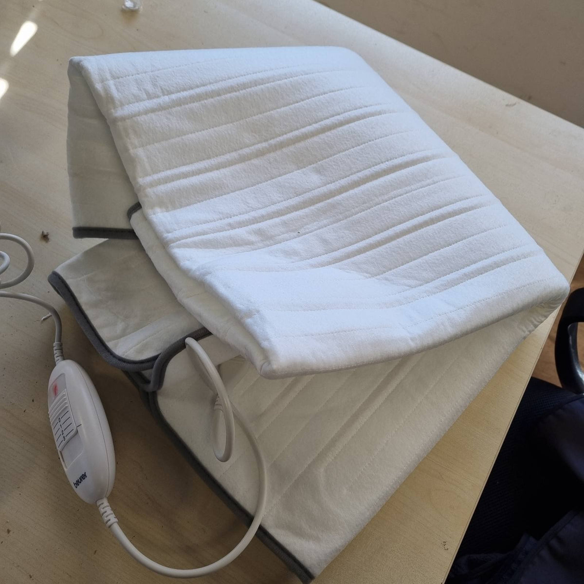 300564 - BEURER - Batanije e ngrohtë TS 17, Material leshi, 150x80 cm, 3 cilësime temperature, Lahet në lavatriçe në 30 °C, Gri