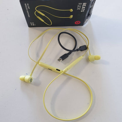 299075 - BEATS Kufje Flex për në vesh – Çip Apple W1, Kufje magnetike, Bluetooth Klasa 1, 12 orë riprodhim, Pa tel – Yuzu e verdhë