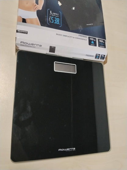 298599 - ROWENTA - Peshore Banjo Premiss me Ekran LCD, Dizajn i Hollë 2cm, Kapacitet deri në 150kg, Saktësi 100g, E Zezë BS1400