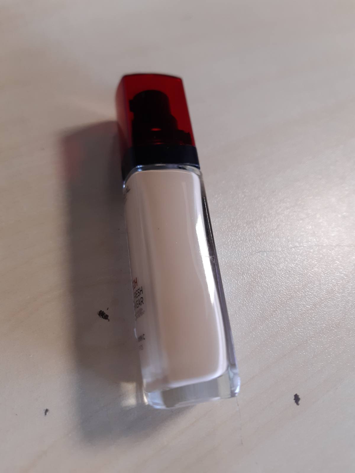 272122 - L'ORÉAL PARIS Grim Fondatinë e lëngshme e papërshkueshme nga uji dhe që zgjat shumë me SPF 25, Infallible 32H Fresh Wear, 130 Cool, 30 ml