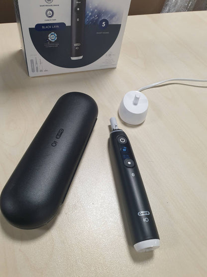 271015 - ORAL-B Furçë dhëmbësh elektrike iO 6, 2 koka, e zezë, 2 koka zëvendësuese, rikarikueshme, kuti + 1 pastë dhëmbësh e avancuar