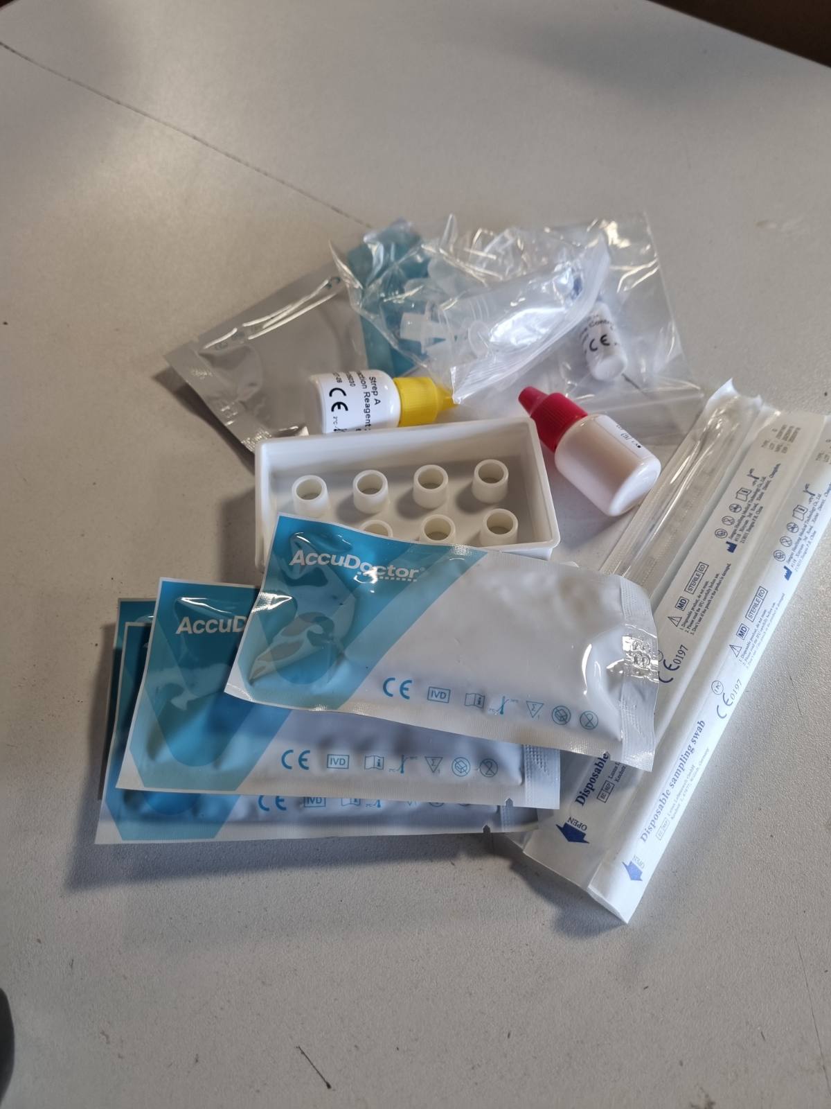 337147 - 5x Test Strep AccuDoctor – Test i Shpejtë me Tampon Fyti – Rezultate të Menjëhershme – Fëmijë dhe të Rritur.