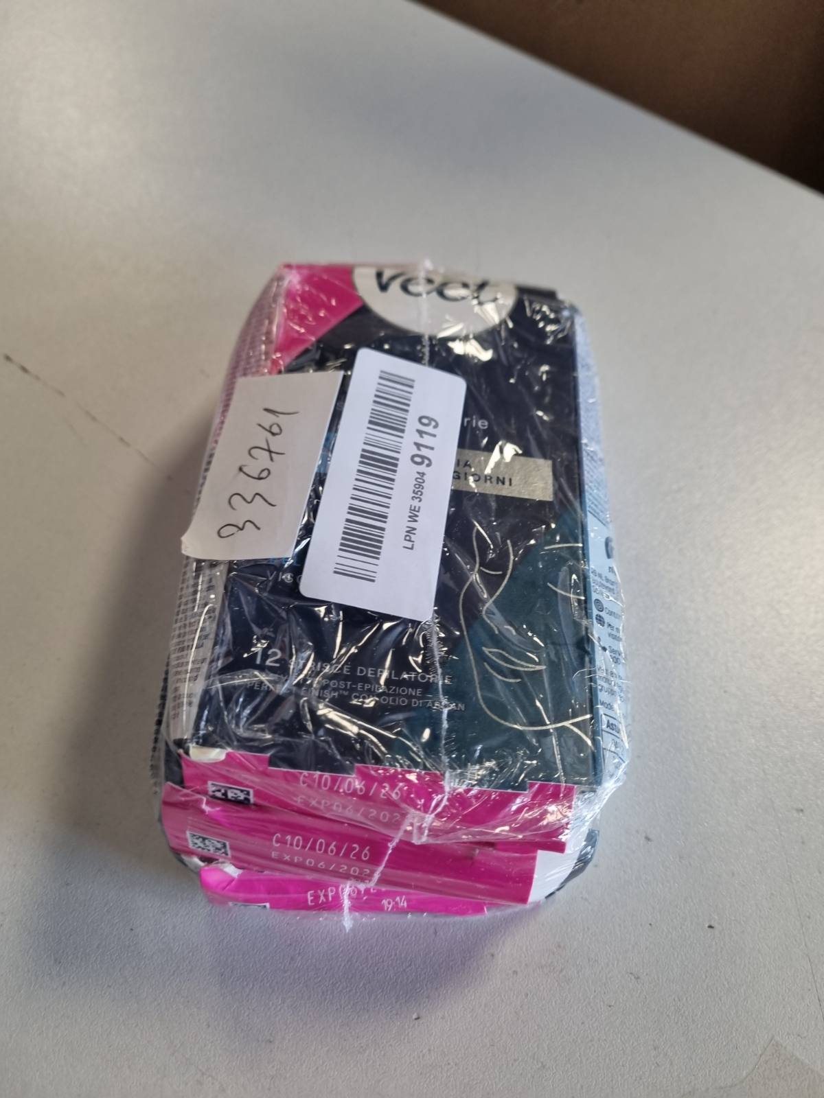336761 - VEET Expert Shirita depilimi për fytyrën, 36 shirita, depilim për lëkurë të ndjeshme me vaj bajamesh, 6 peceta pas depilimit me vaj argani