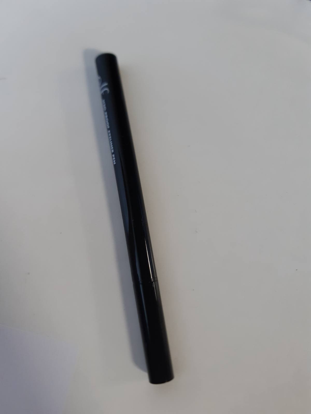 272395 - ELF Laps për sy H2O Proof, stilolaps i papërshkueshëm nga uji, Jet Black