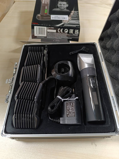 271218 - REMINGTON Makinë prerëse flokësh profesionale, Tehe qeramike vetëmprehëse, 10 krehëra, me energji elektrike/me bateri, HC5811