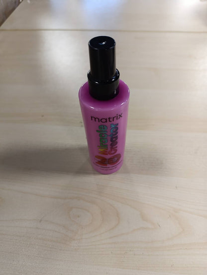 272031 - MATRIX Mbrojtës nga Nxehtësia për Flokë, Sprej, 190 ml