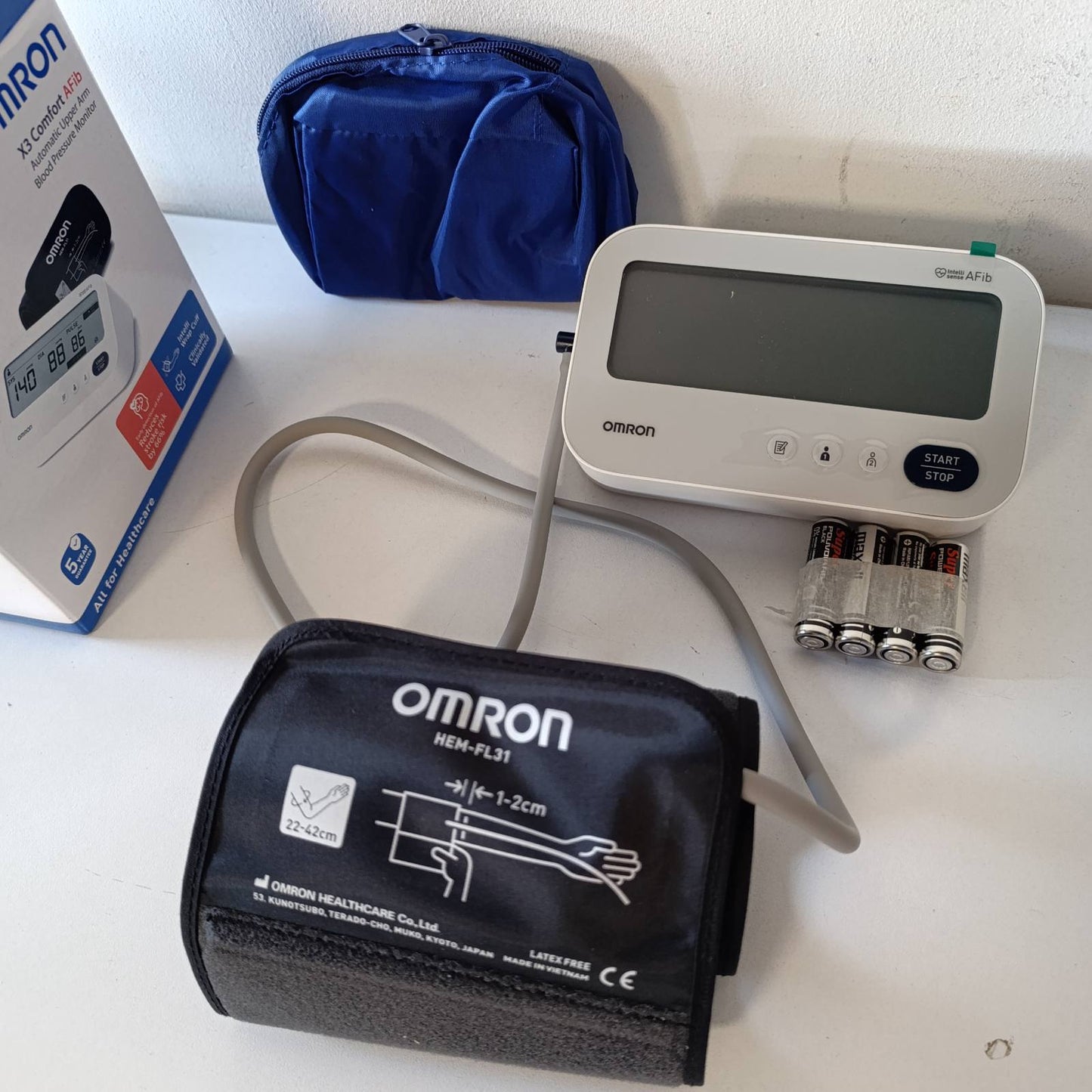 271138 - OMRON X3 Comfort AFib - Monitor dixhital i tensionit të gjakut për krahun e sipërm, Zbulim automatik të fibrilacionit atrial, Validuar klinikisht për 2 përdorues