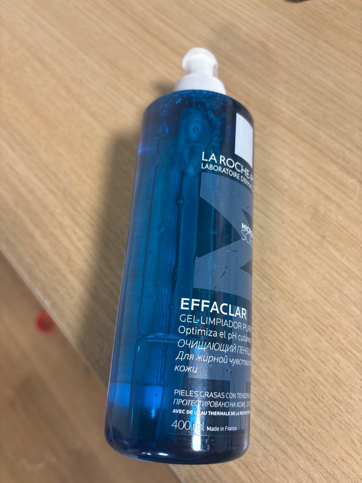 271913 - La Roche Posay Xhel pastrues me shkumë Effaclar për lëkurë të prirur ndaj akneve, 400 ml, veprim pastrues, largon dhjamin dhe papastërtitë, i pasuruar me ujë termal dhe zink