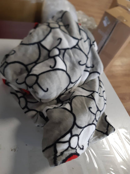 183811 - BATANIJE KANGURU, Hello Kitty, Mikrofibër e Butë, 180x140cm, Xhep Qendror, Ideale si Dhuratë për Gra, Bluzë me Kapuç për Divan dhe Krevat