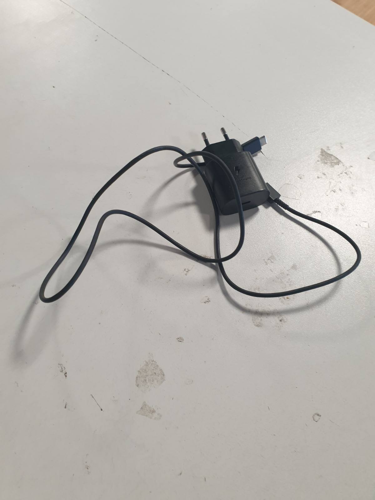 273319 - SAMSUNG EP-T4511X, Adaptues karikimi të shpejtë 45W, USB-C, i zi, përfshin kabllo të dhënash