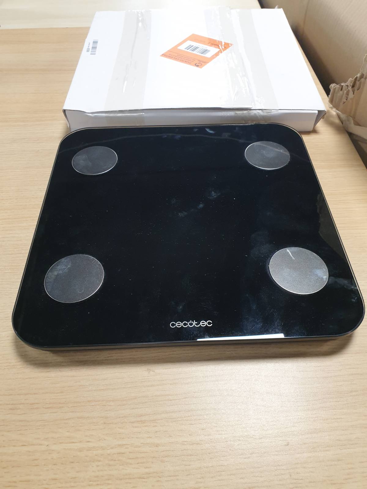 298231 - CECOTEC Peshore Banjoje Smart me Aplikacion Surface Precision Smart, Bluetooth, 30x30 cm, 4 sensorë, kapacitet maksimal 180 kg, funksionon me bateri