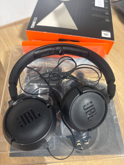 319994 - JBL T500BLK Kufje me tela, kabllo të sheshtë kundër ngatërrimit
