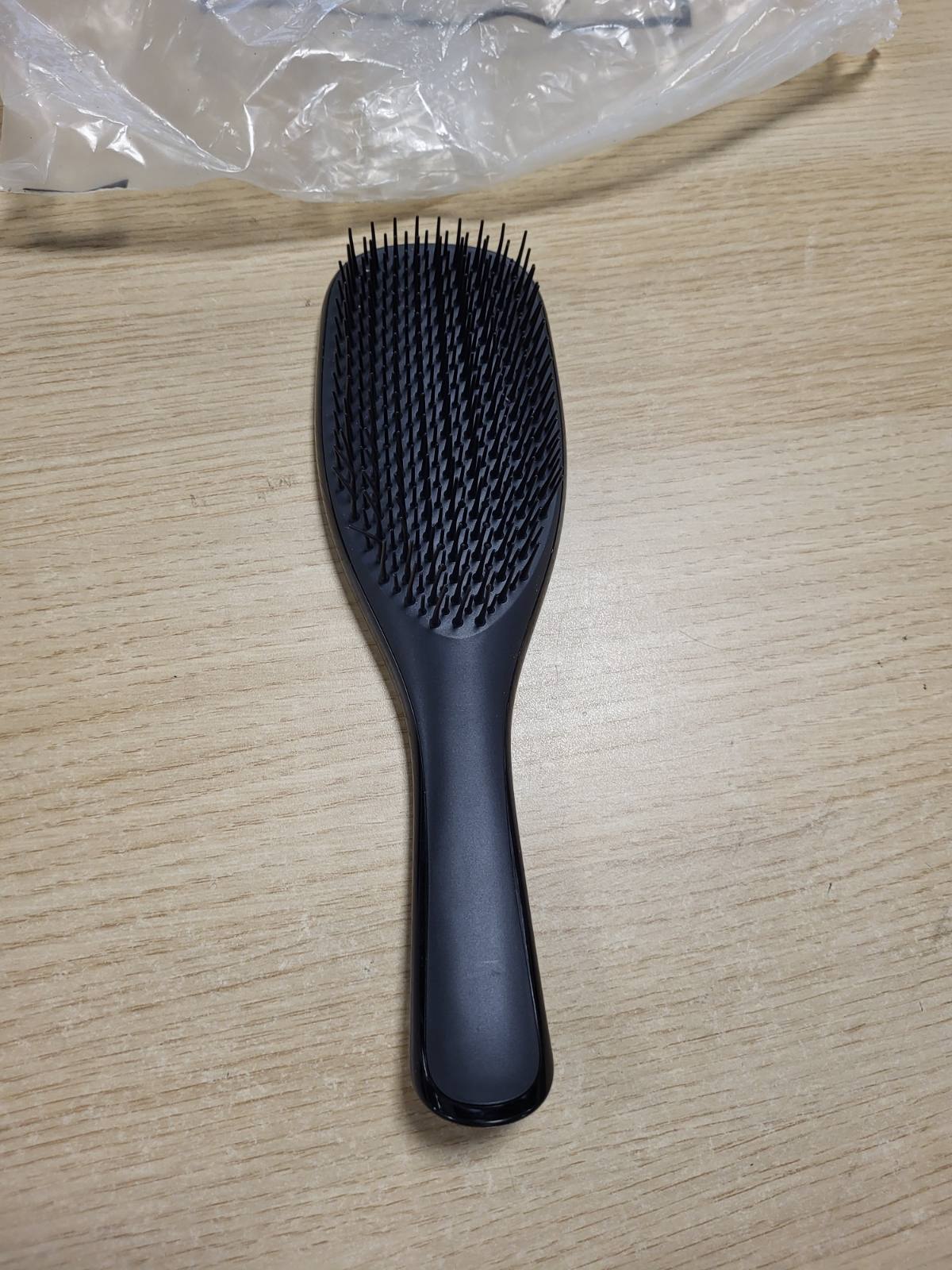 336801 - TANGLE TEEZER Furçë flokësh Ultimate Detangler – Për flokë të lagur dhe të thatë – E zezë