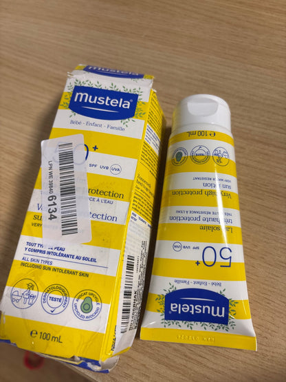 271627 - MUSTELA Locion mbrojtës nga dielli SPF 50+, për të gjithë familjen që nga lindja, Kujdes organik me avokado, Pa aromë, Rezistent ndaj ujit