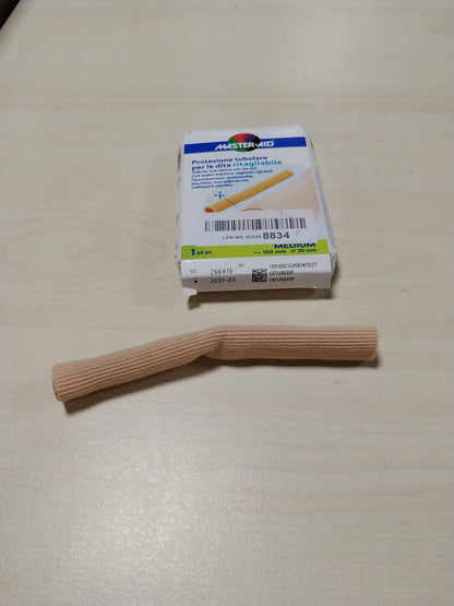 297640 - MBROJTËSE PËR GISHTAT E KËMBËVE MASTER AID FOOTCARE - MBROJTËSE TUBULARE PËR GISHTAT E KËMBËS DHE GISHTAT E DORËS - E LARËSHME DHE E RIPËRDORSHME - MADHËSI MESATARE - 1 PAKO ME 1 COPË - 150 MM - DIAMETËR 20 MM