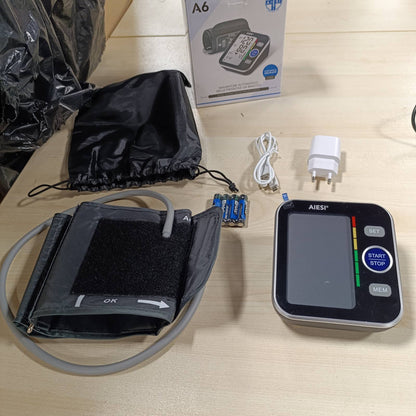 271410 - AIESI® Monitor Profesional Automatik Dixhital i Tensionit të Gjakut për të Rritur A6, 120 Memorie, Furnizim me Energji Rrjeti dhe USB, Garanci 24-Muajshe në Itali