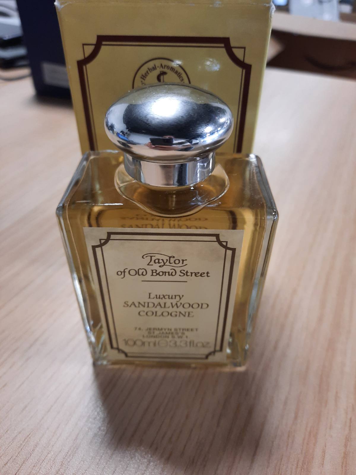 271328 - TAYLOR Sandalwood Eau de Toilette, 100 ml
