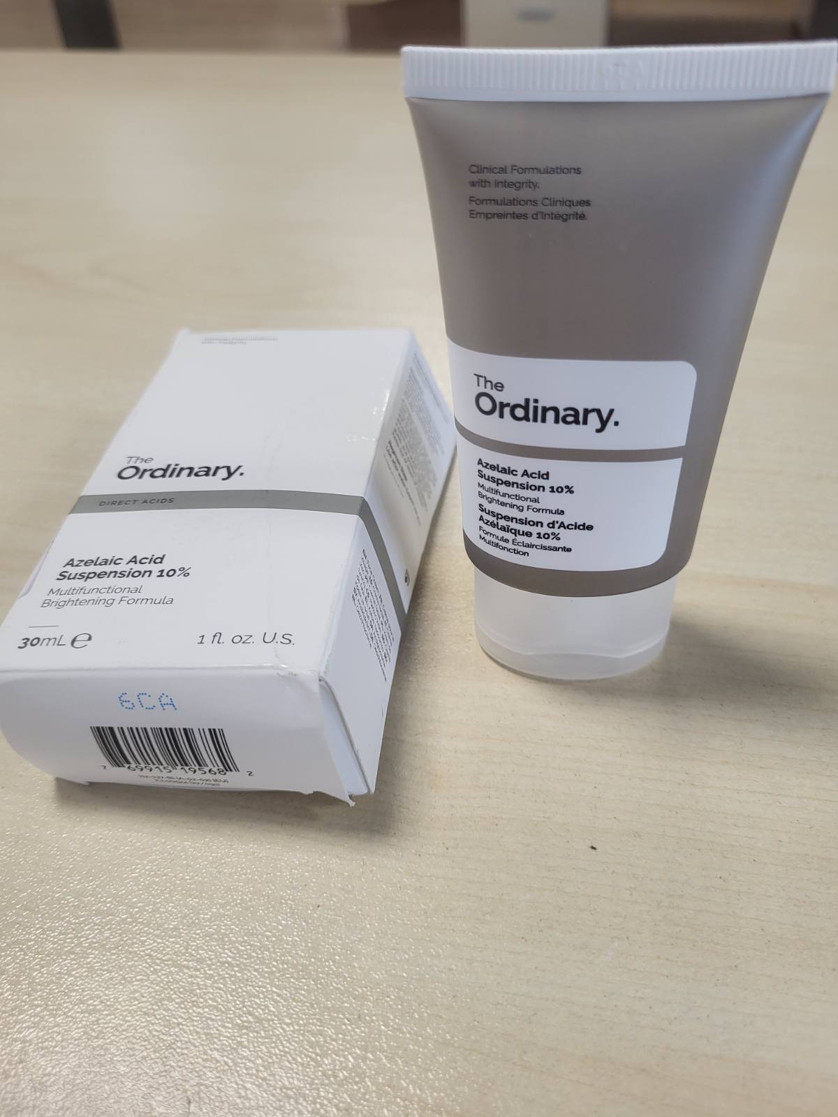 272138 - The Ordinary me acid azelaik 10%, Formula Illumite për lëkurë të pabarabartë dhe me njolla, 30 ml