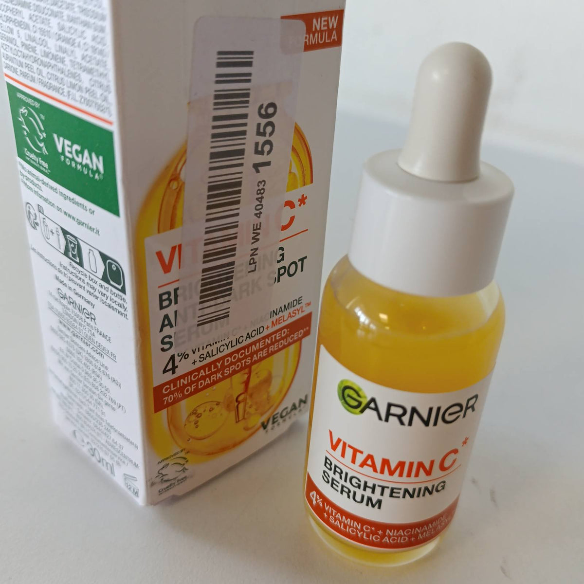 302352 - GARNIER Serum Anti-Dark Spot Rediance me Vitaminë C + Niacinamide për Fytyrën 30ml