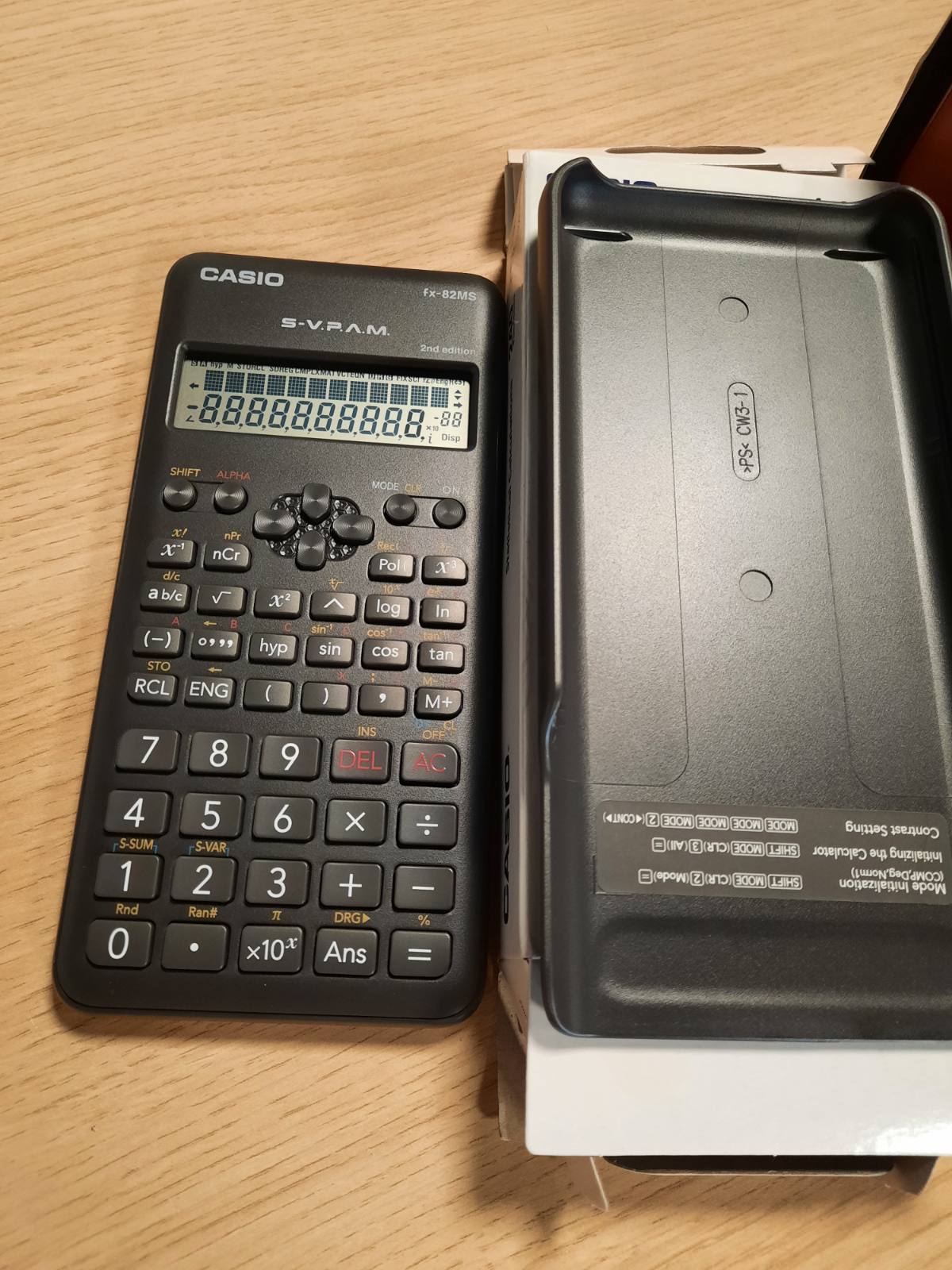 320335 - Casio Kalkulator Shkencor FX-82MS-2, Funksionon me Bateri, Gri