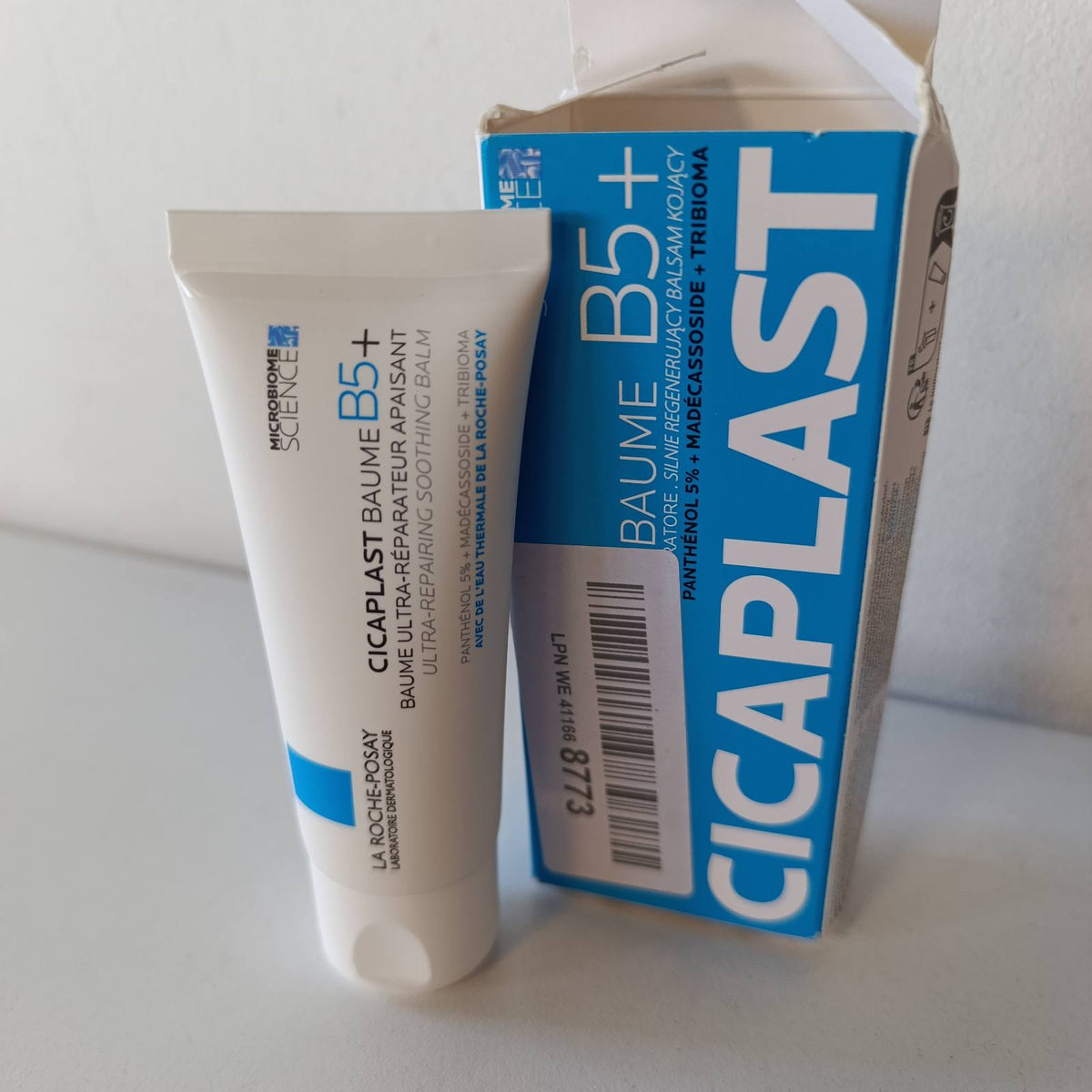 317375 - LA ROCHE-POSAY Cicaplast Baume B5+, Balsam Riparues për Fytyrën dhe Trupin, 40 ml, i përshtatshëm për lëkurë të thatë dhe të ndjeshme, veprim kundër skuqjes, efekt qetësues, formulë me Tribiomë, Pantenol, Madecassoside