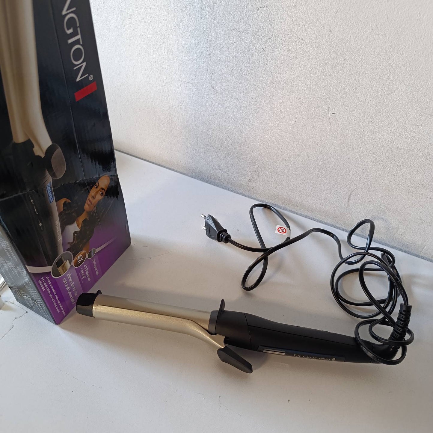 271440 - REMINGTON Hekur kaçurrelash Pro Soft Curl CI6325, 25 mm, Veshje antistatike qeramike dhe turmaline, E zezë/krem