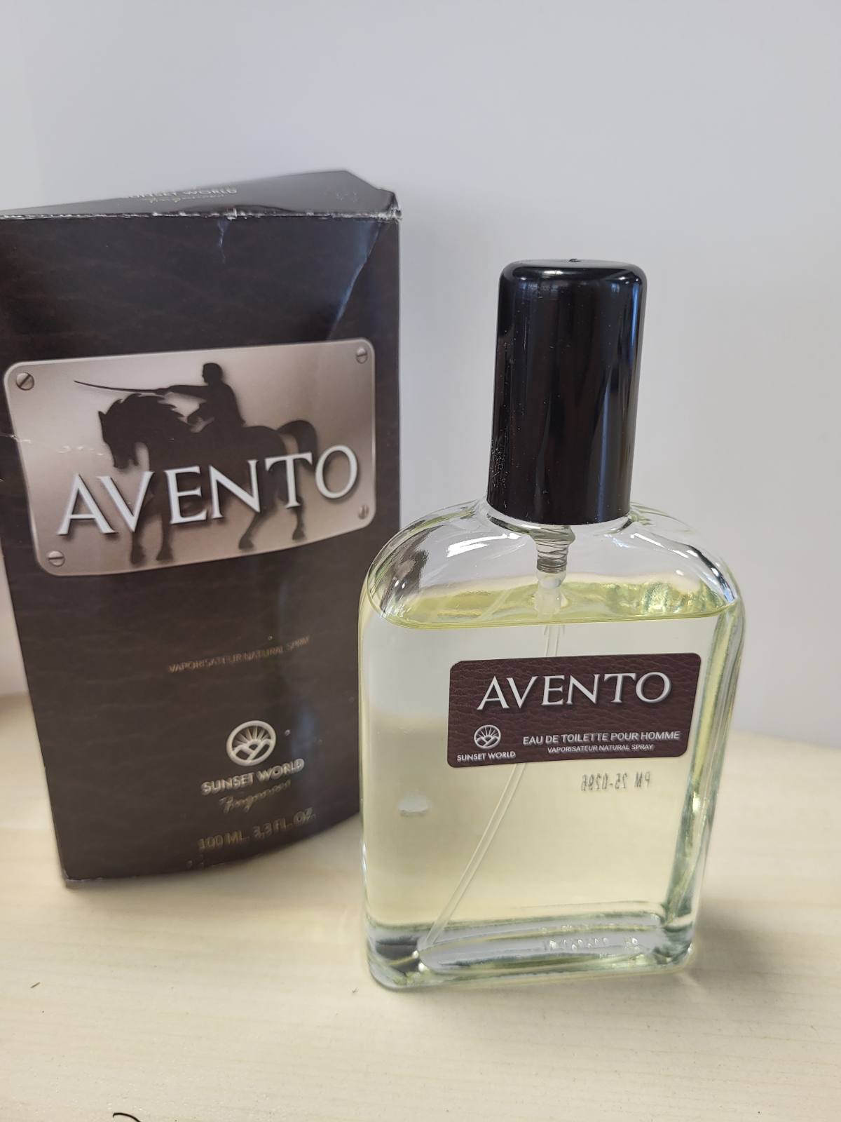 271911 - AVENTO De Naturmais Parfum për Meshkuj Ekuivalent, Ujë Tualeti Intens, 100 ml