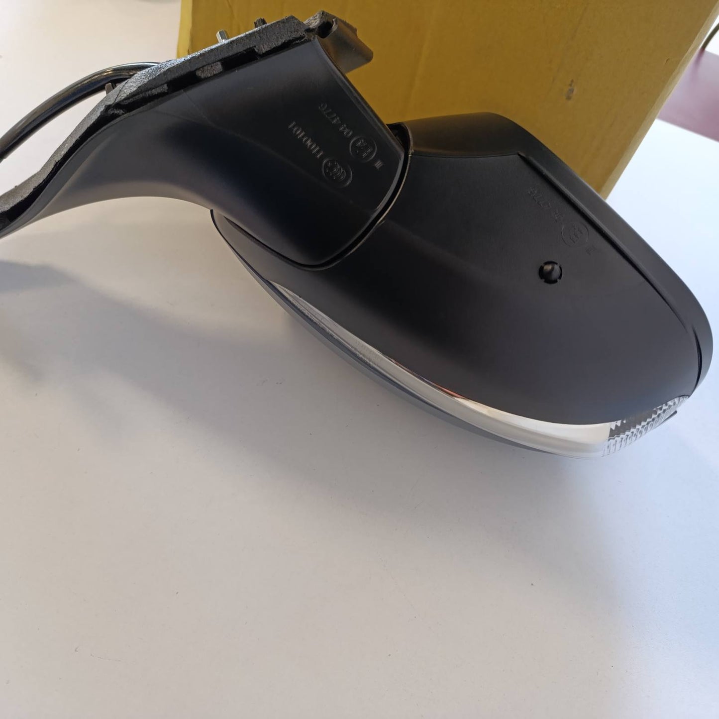 288497 - Pasqyrë e djathtë për Peugeot 2008 (2013-2019), RISC me abetare dhe shigjeta + sensorë, 1607511480