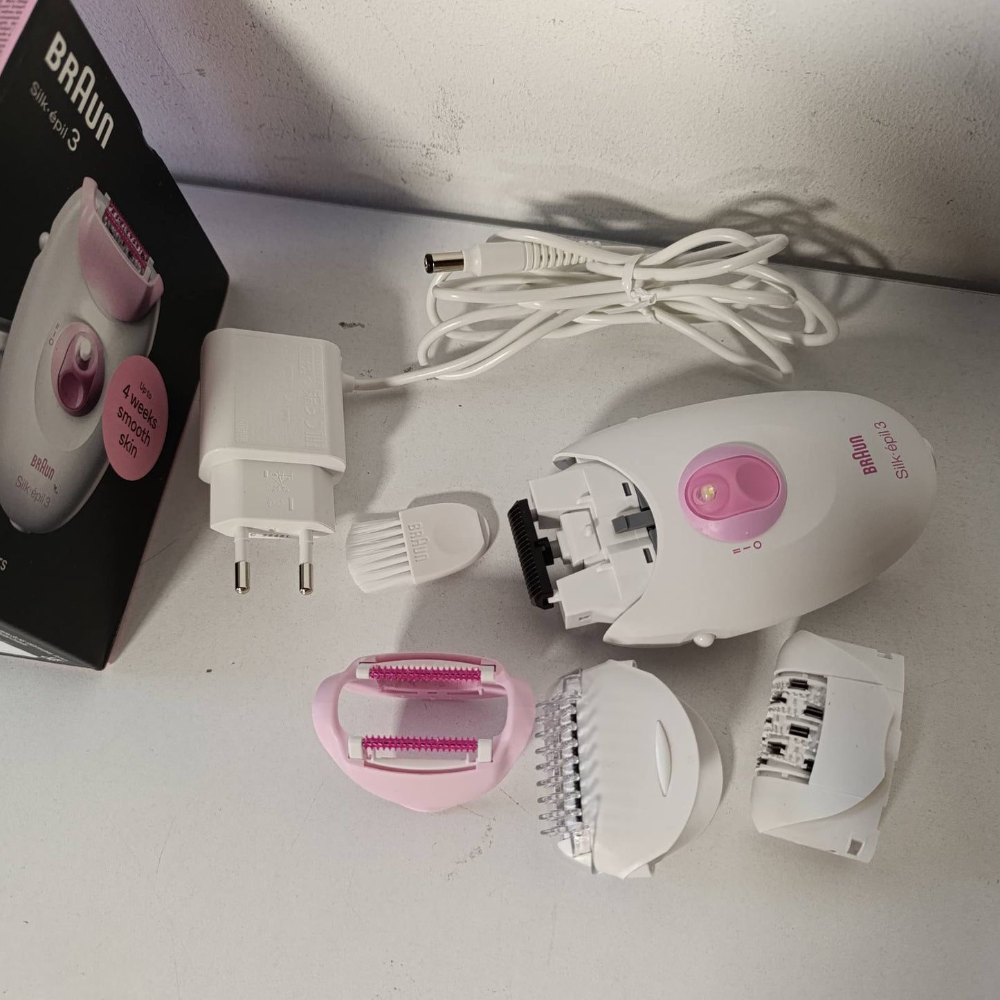 275148 - BRAUN Silk-épil 3, epilator me kabllo për gra, heqje qimesh, makinë rroje, kokë rroje dhe kokë prerëse, 3-031, Rozë