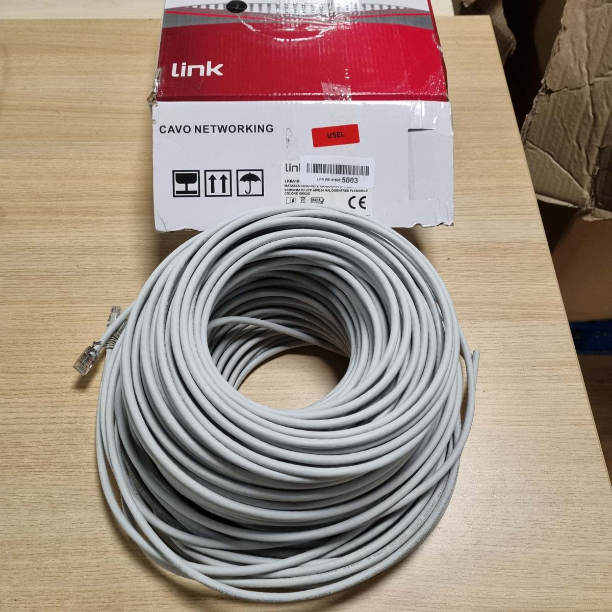309513 - LINK Bobinë kablloje rrjeti LK6A100 (kategoria 6A, U/UTP, 100 metra, gri), përçues bakri AWG24, mbështjellës LSZH me tym të ulët, lidhës RJ45 në të dyja skajet