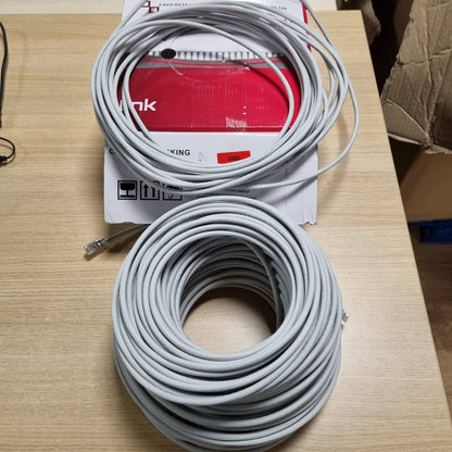 309513 - LINK Bobinë kablloje rrjeti LK6A100 (kategoria 6A, U/UTP, 100 metra, gri), përçues bakri AWG24, mbështjellës LSZH me tym të ulët, lidhës RJ45 në të dyja skajet