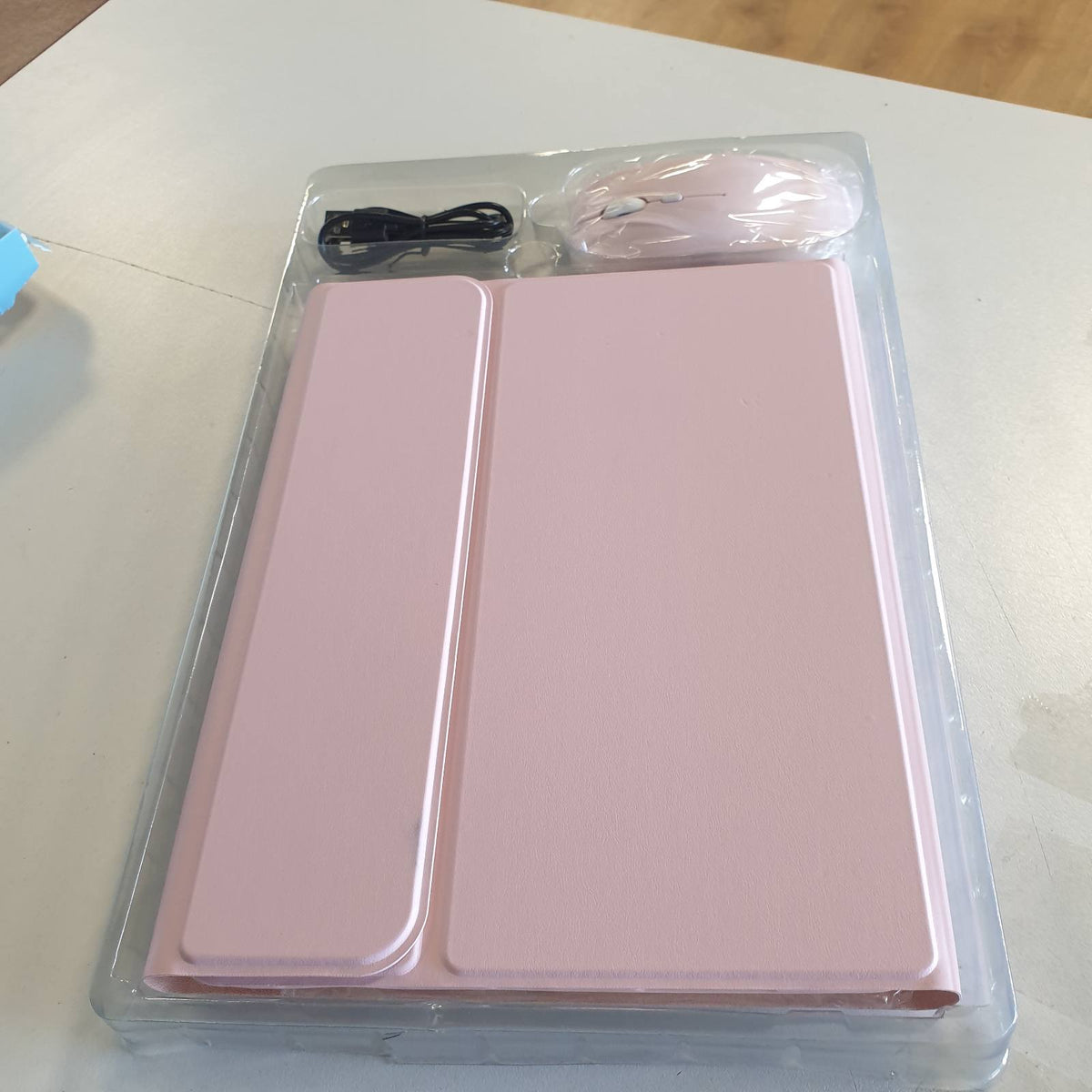 309873 - PËR IPAD A16 11 INÇ DHE 10.9 INÇ ME TASTIERË PA TEL BLUETOOTH ME NDRIÇIM NGA PRAPA, TASTIERË QWERTY, ROZË