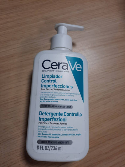 297516 - CERA VE Xhel pastrues me shkumë për fytyrën, 236 ml, acid salicilik, për lëkurë me njolla dhe akne