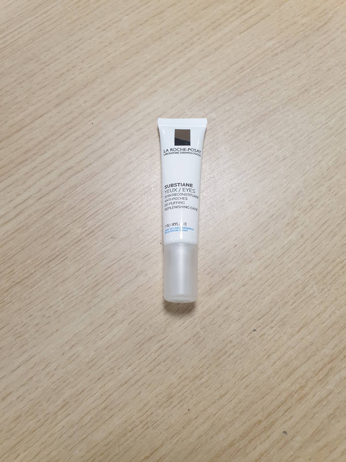 296866 - LA ROCHE-POSAY Krem rigjenerues për konturin e syve Substiane, 15 ml