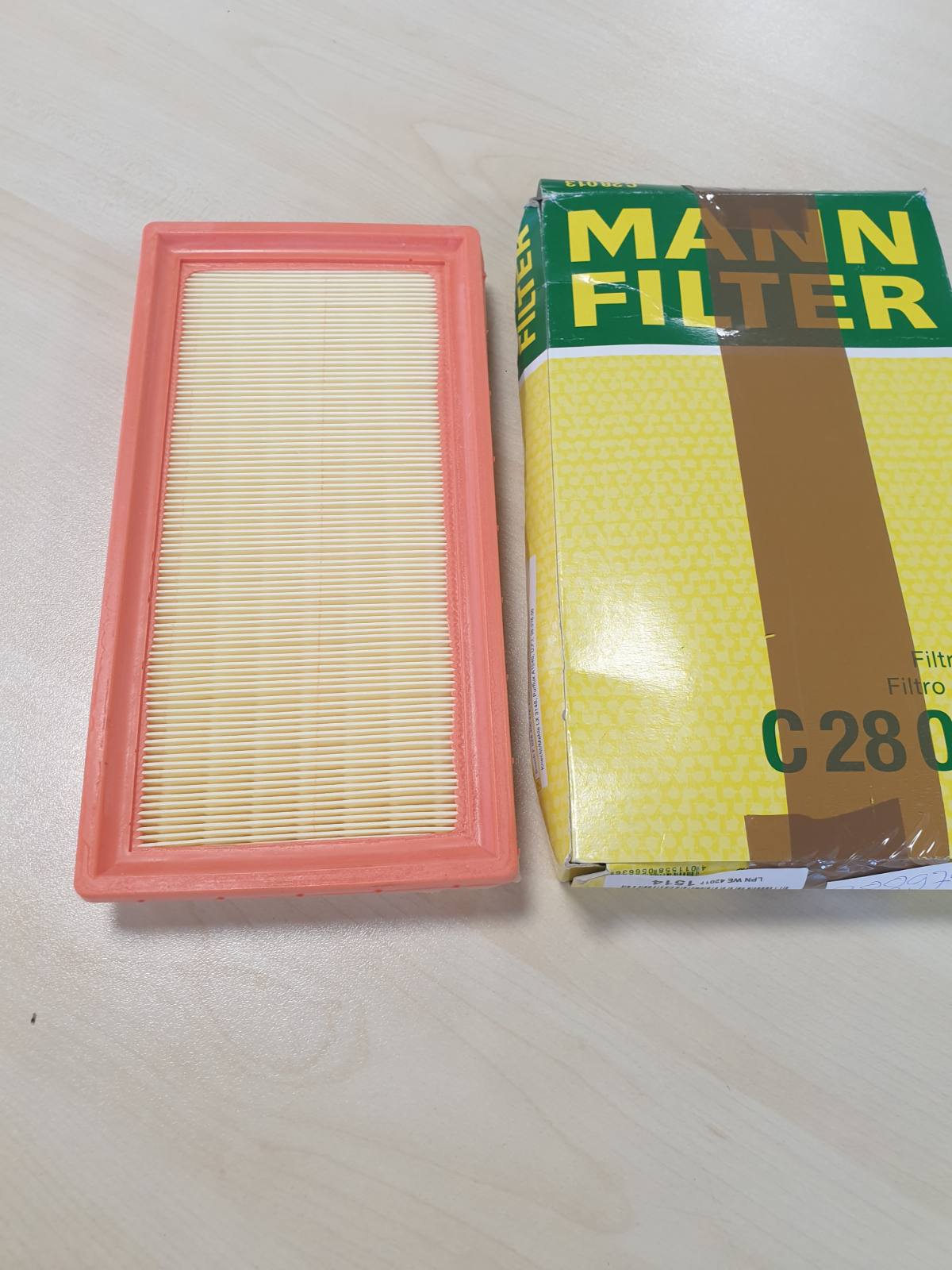 288974 - MANN-FILTER C 28 013 Filtër ajri për makina dhe furgonë