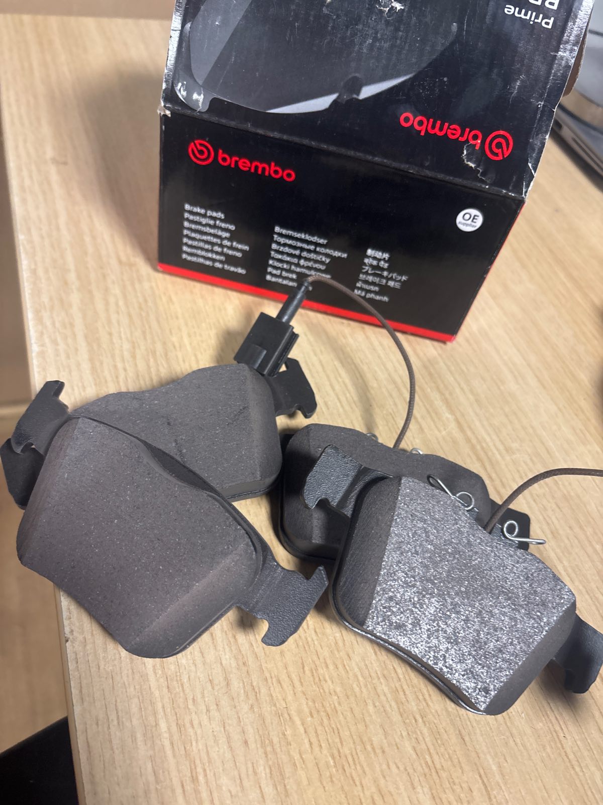 322284 - BREMBO Disqe freni të pasme P 23 180, Set me 4 copë