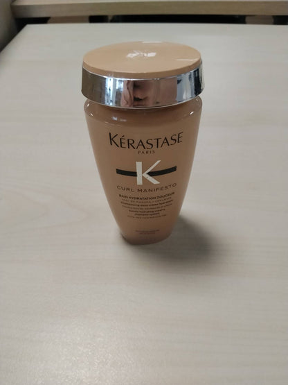 306190 - KÉRASTASE Curl Manifesto Shampo Hidratuese, Flokë Kaçurrela dhe të Skuqura, 250 ml