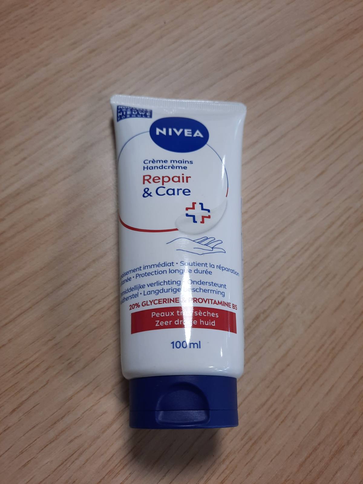 290510 - NIVEA Krem për Duar 100ml - 3 në 1 për Riparimin e Duarve të Thata - Hidratim 24 orësh