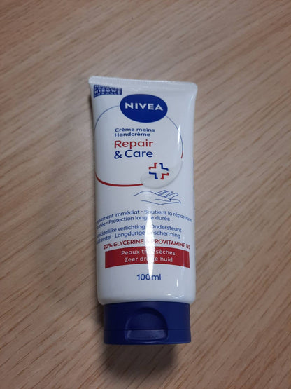 290510 - NIVEA Krem për Duar 100ml - 3 në 1 për Riparimin e Duarve të Thata - Hidratim 24 orësh