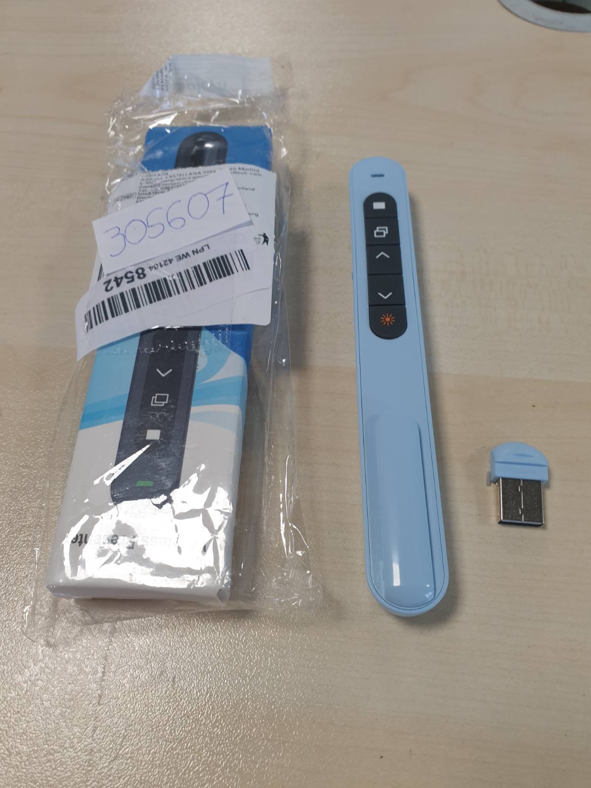 305607 - Telekomandë për Prezantim me USB, Prezantues pa tel me tregues