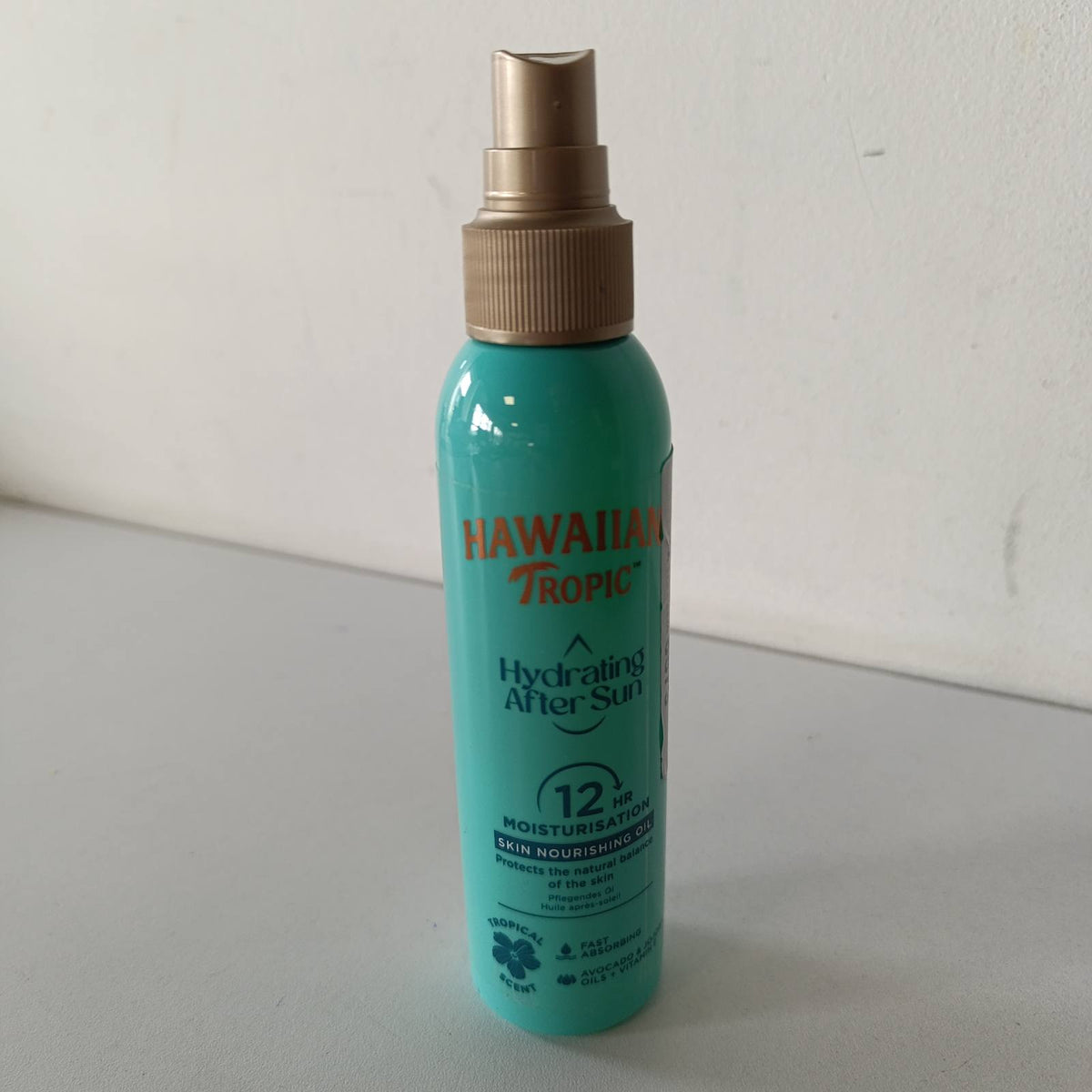 303806 - HAWAIIAN TROPIC Krem hidratues pas diellit olio doposole - 150 ml