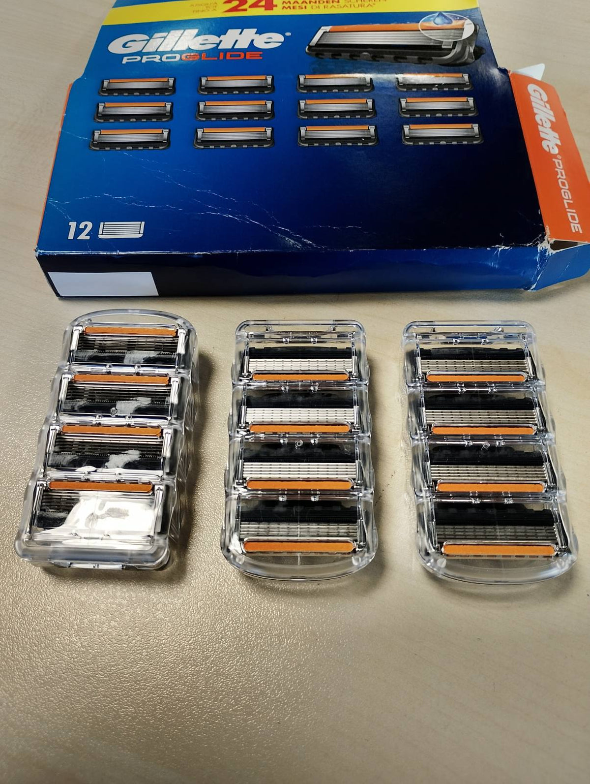 335992 - GILLETTE Brisqe rroje Proglide, 12 tehe për mjekër për meshkuj