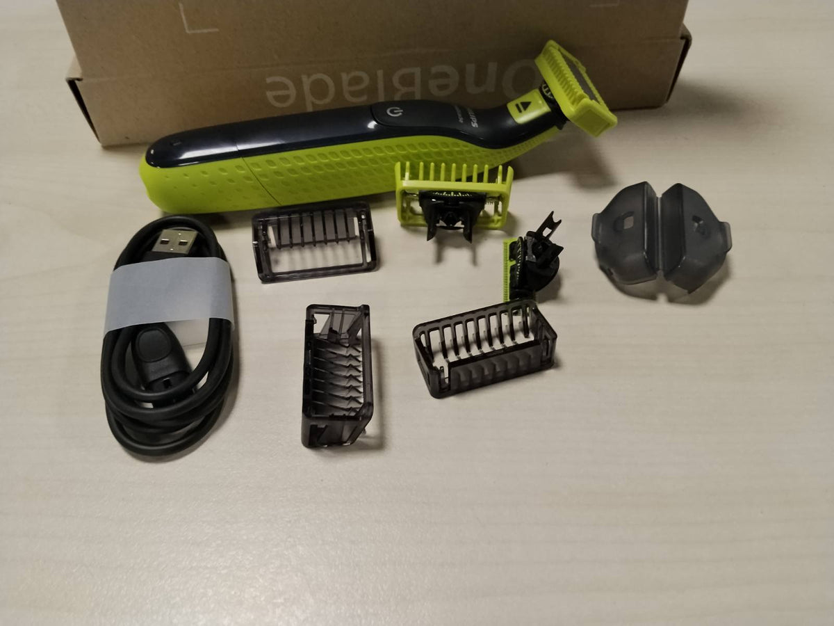 335968 - PHILIPS Prerës elektrik autentik për mjekër OneBlade 360, për fytyrën dhe trupin, makinë rroje dhe furçë, 3 tehe 360, 3 krehër mjekre (1, 3, 5 mm), 1 komplet trupi, QP2824/31