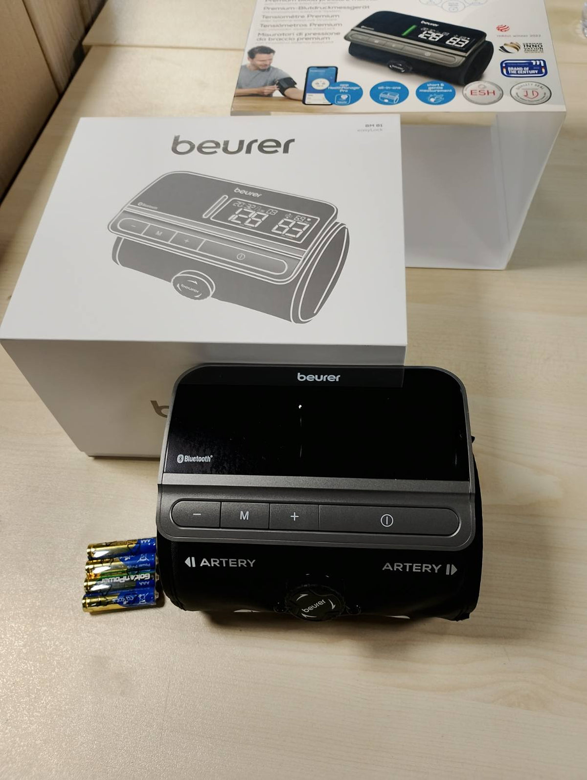 335826 - BEURER Monitor tensioni i gjakut BM 81 easyLock për krahun e sipërm, manshetë pa kabllo