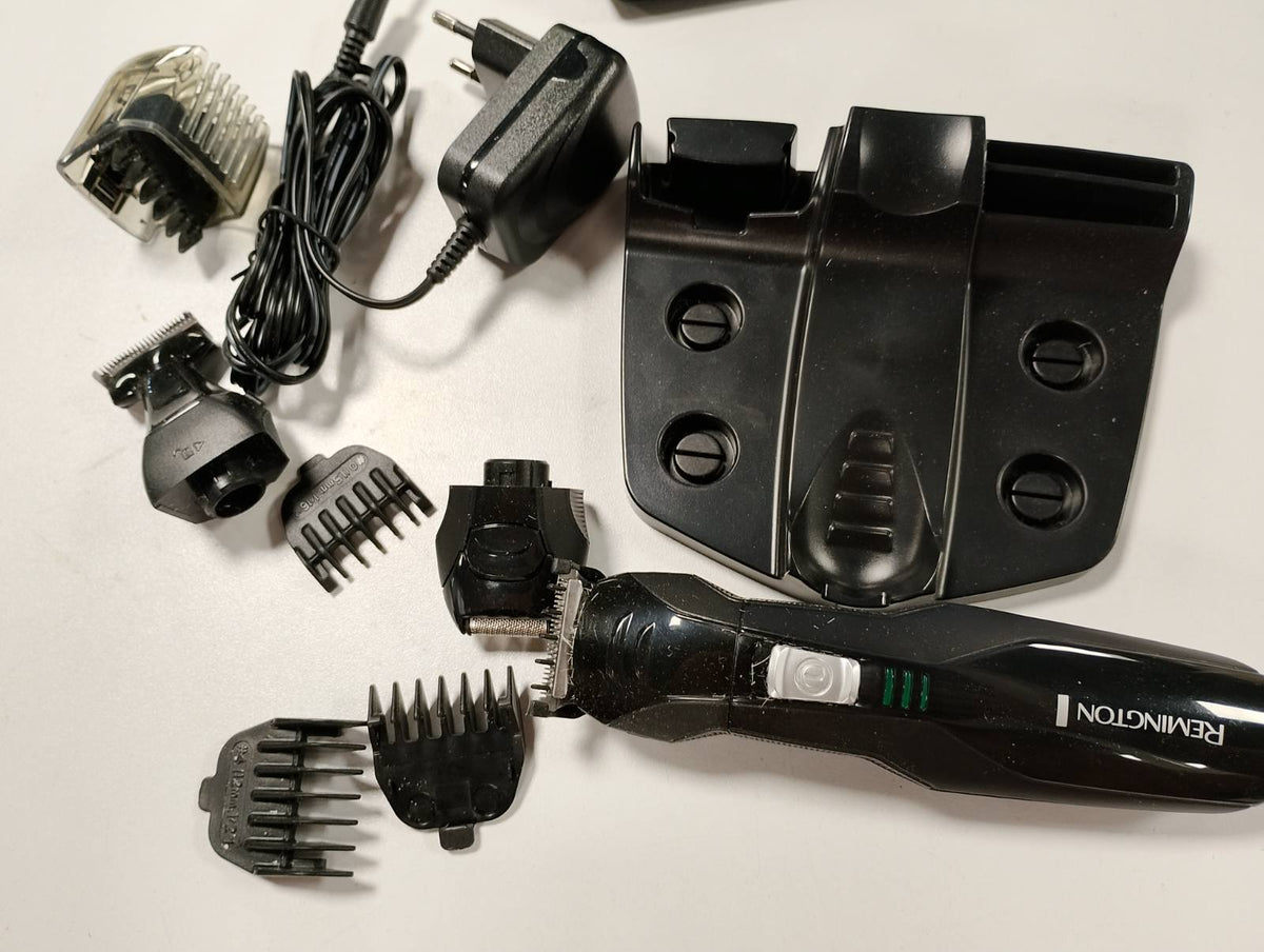 336237 - REMINGTON Makinë rroje elektrike shumëfunksionale, Prerëse trupi, Prerëse mjekre, Set prerës flokësh, 4 koka të lëvizshme, Pastrues personal Edge PG6030