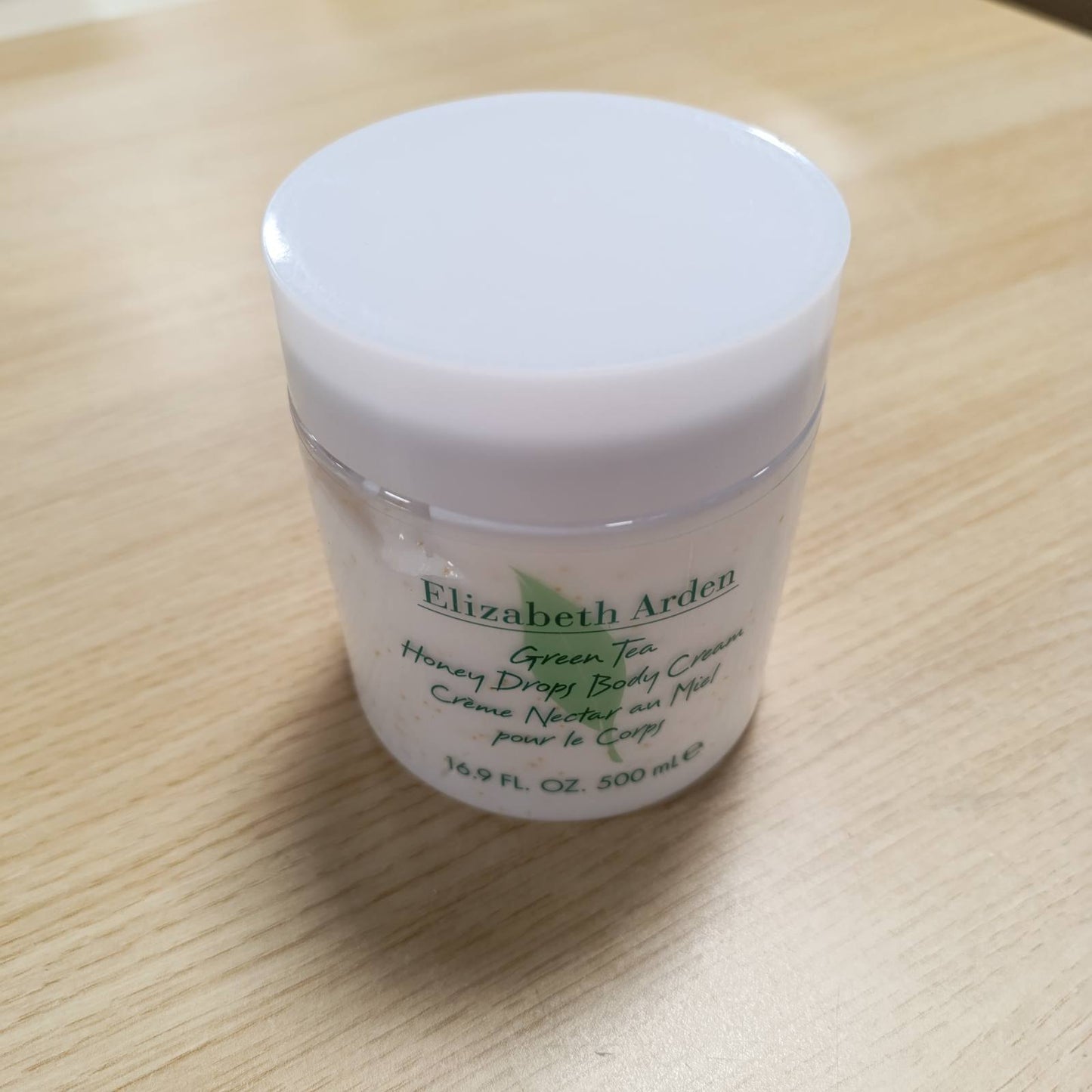321523 - ELIZABETH ARDEN Krem hidratues për trupin me çaj jeshil, krem trupi me mjaltë dhe nektar çaji jeshil, 200 ml